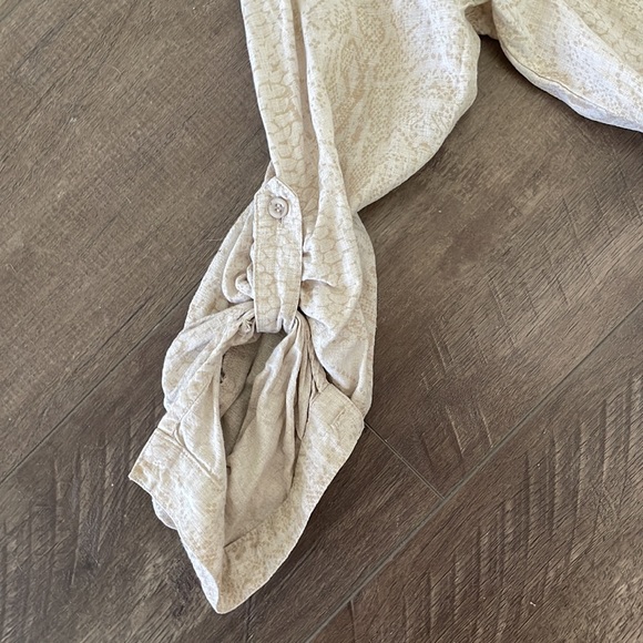 Linen romper - Picture 4 of 5